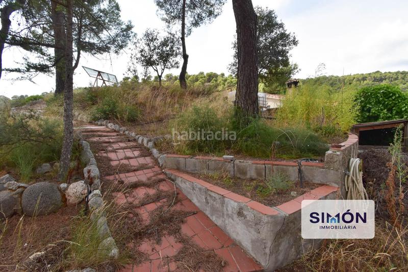 Foto f6d2a6a9-916e-4a26-92ee-402cdadcf51e. Haus mit parking pool in Rellinars