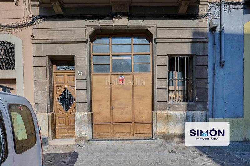 Foto d1a7e3d2-abc7-4a47-8d27-bd4eed29ad3e. Edifici a Centre - Passeig i Rodalies Manresa