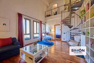 Duplex in Barri Antic. Dplex luminoso y espacioso de 127 m2  en emblemtico edificio e