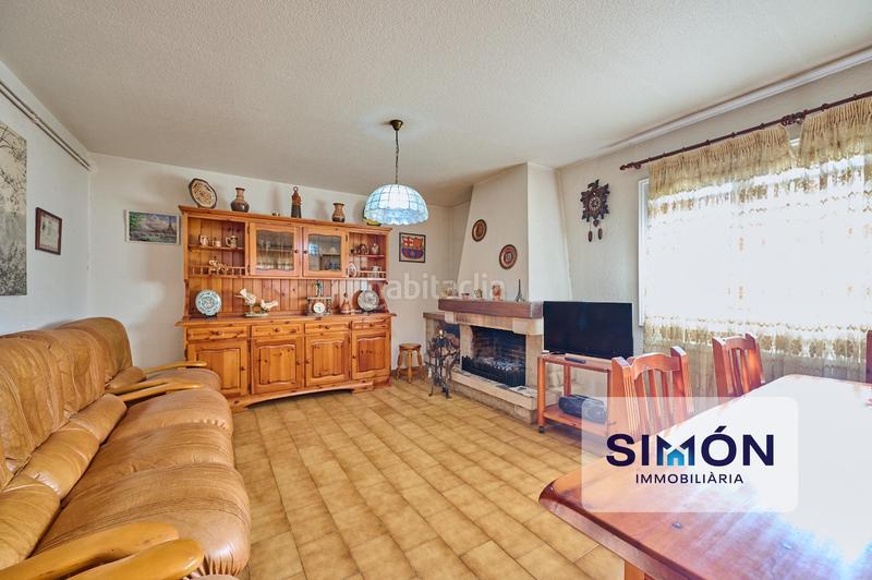 Foto c3db272f-d173-45be-b1bd-9715f2dd257a. Maison avec chauffage parking dans Artés