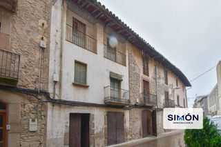 Maison à Avinyó. Oportunidad de inversión en avinyó! conjunto de fincas con posib