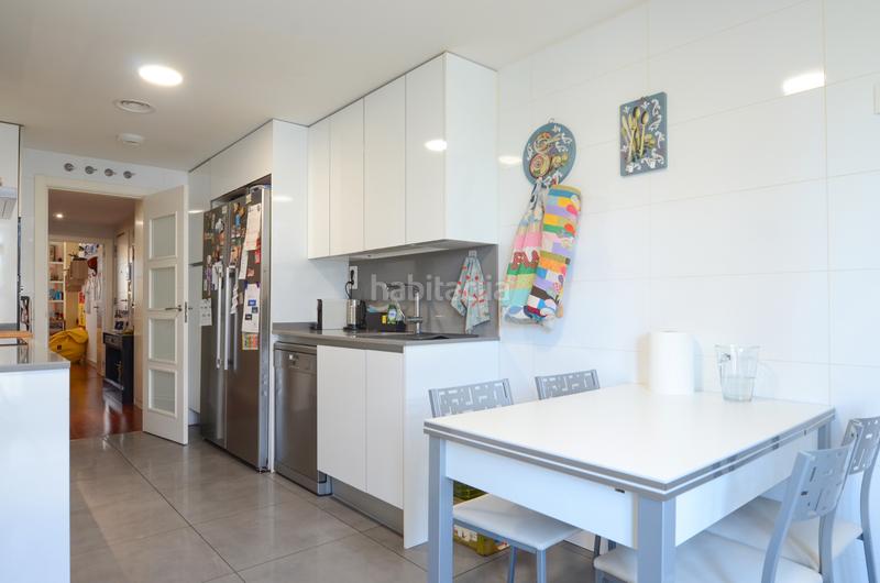 Foto 21db8e98-ef06-47e6-b082-deb3b20f1134. Flat with heating pool in Prado de Somosaguas Pozuelo de Alarcón