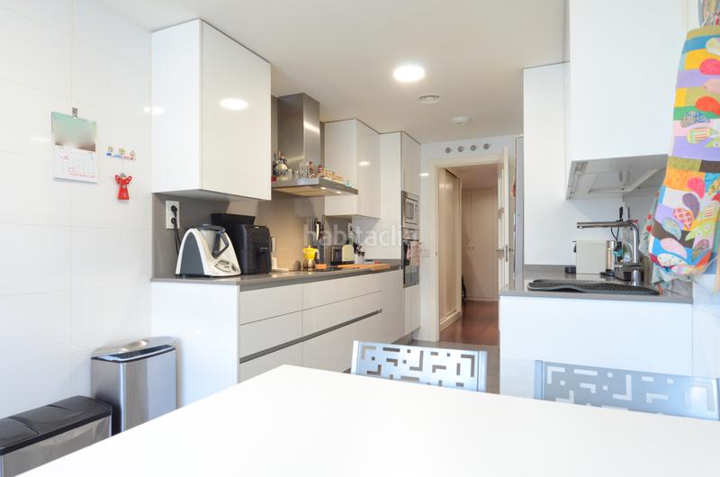 Foto c58d651e-f884-4b4d-9ef1-024f7c818ca7. Flat with heating pool in Prado de Somosaguas Pozuelo de Alarcón