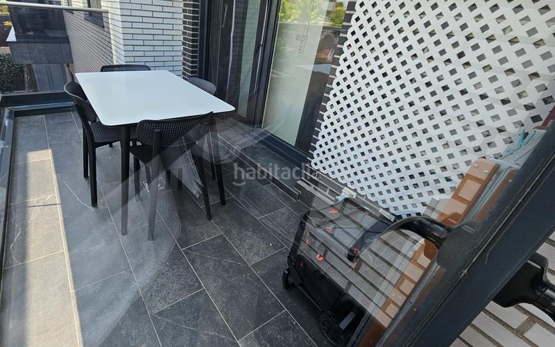 Foto f6163ea8-42bc-4d35-8d5c-2c0fec5419ea. Flat with heating pool in Prado de Somosaguas Pozuelo de Alarcón