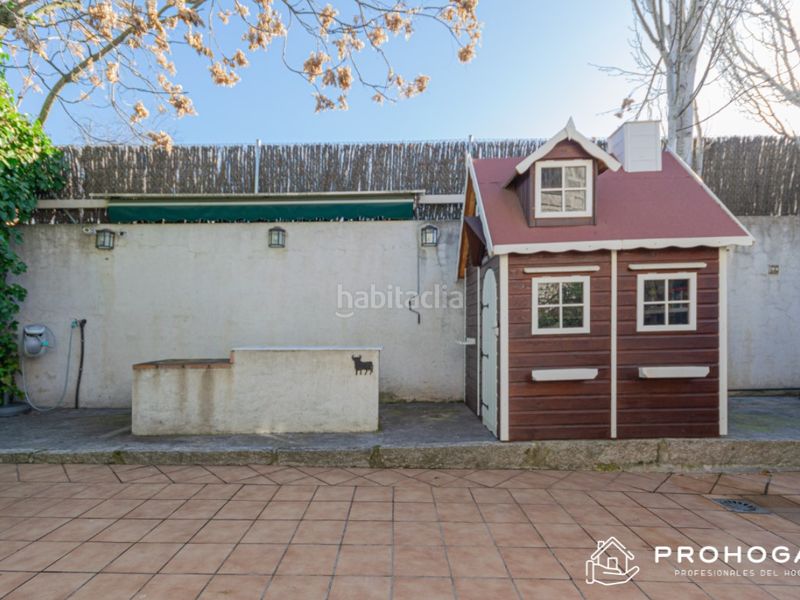 Foto 4dd856ac-3572-4510-bd4d-0a6cd9061868. Casa adossada amb aparcament a San Crispín-La Estación Consorcio Colmenar Viejo