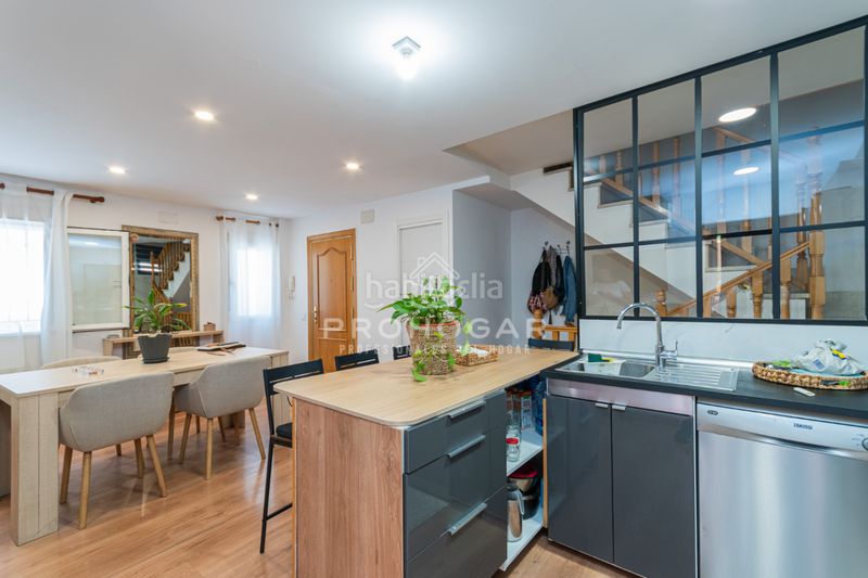 Foto bd7c9d99-6130-4908-89ea-25363aff6b36. Casa en Centro Colmenar Viejo