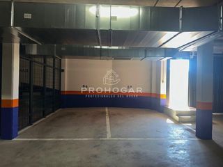 Autoparkplatz in Los Arcos-Viviero