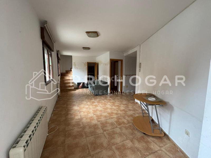 Foto c31e623f-2e63-44fc-830f-6192557b44d3. Dúplex  tu nuevo hogar a pie de calle en Centro Colmenar Viejo