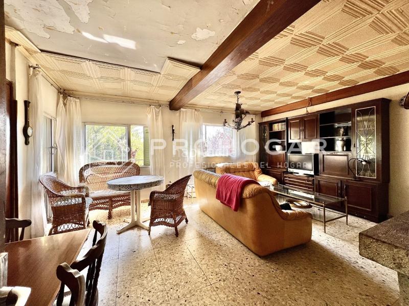 Foto 58d38158-3469-4672-a4aa-a7c6c0391f15. Xalet amb aparcament a Bustarviejo