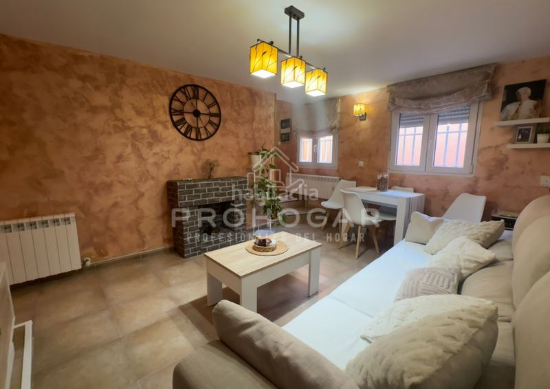 Foto c37867c4-3c44-4994-b3a1-5ae95fbc894f. Casa a Centro Colmenar Viejo