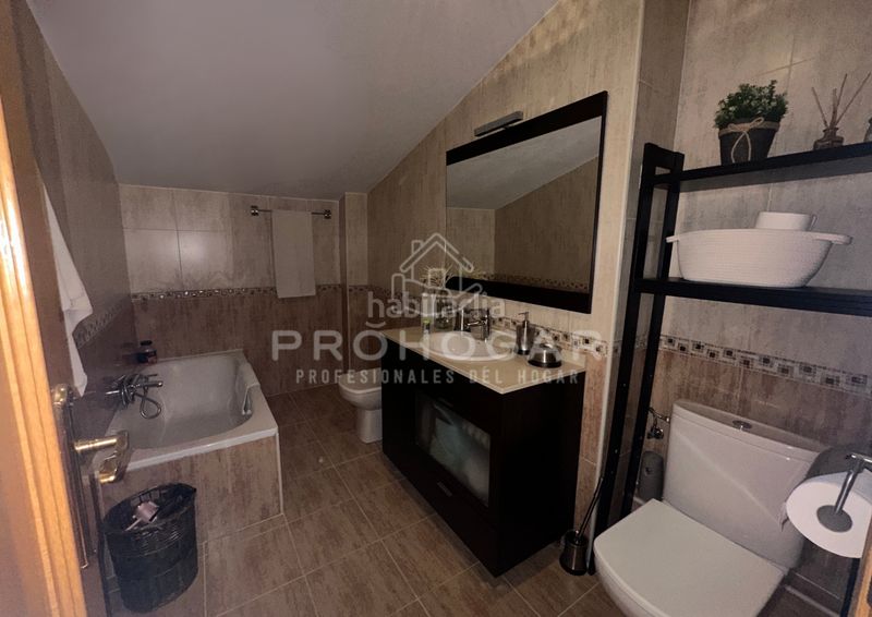 Foto ffbe7e6b-4e13-454f-ba43-bde859b32d81. Casa a Centro Colmenar Viejo