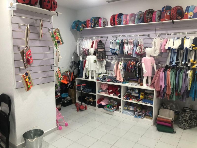 Foto 256834d3-fb0a-41c7-9d29-3d787b18efdc. Local comercial a Centro Cáceres
