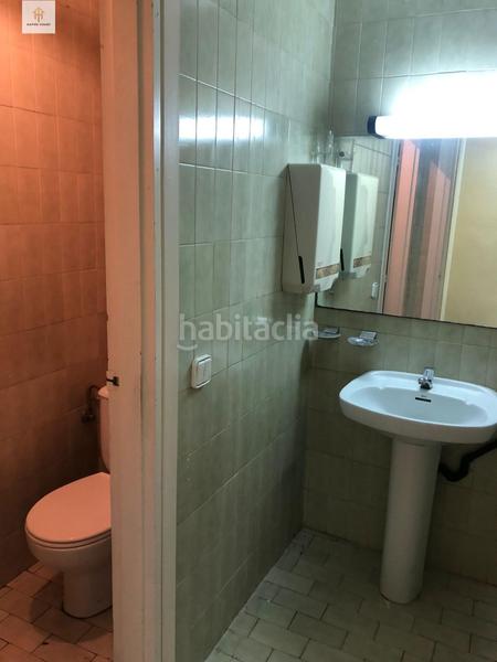 Foto 4f101475-78f0-4b4f-a0d5-4fb376e78f70. Alquiler local comercial se vende local comercial en antonio hurtado en Cáceres