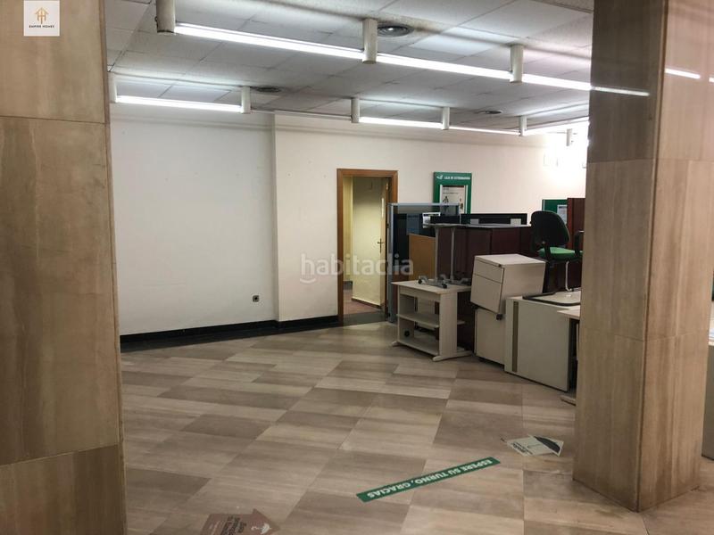 Foto d166ea18-6a75-46b5-87e7-e83ede4524f7. Alquiler local comercial se vende local comercial en antonio hurtado en Cáceres