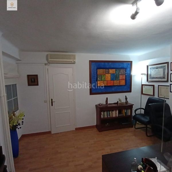 Foto cdcf7018-3e73-42ce-a885-14b719de32da. Local comercial a Centro Cáceres