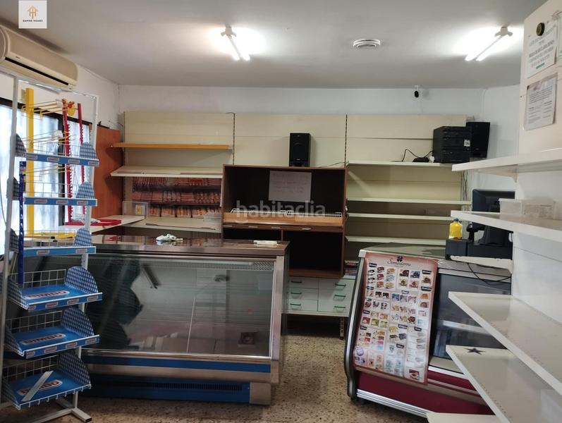 Foto 25a0dd98-fbc9-45e3-ab8d-f3dd9d018513. Alquiler local comercial se vende local comercial en los castellanos en Cáceres