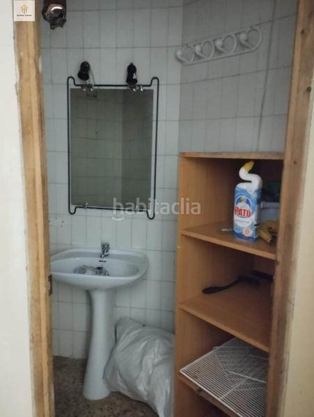 Foto 5957dc71-cba2-4aaf-b807-9dc376e47865. Alquiler local comercial se vende local comercial en los castellanos en Cáceres