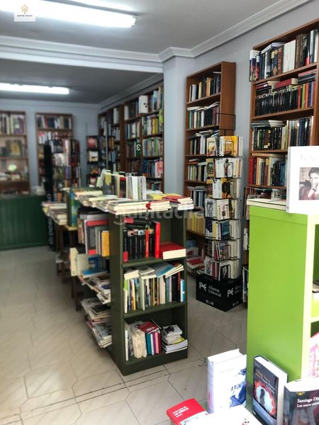 Foto bc9d04a7-e26a-46dd-af19-0577dd287316. Local comercial a Centro Cáceres
