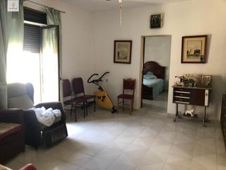 Pis en Malpartida de Cceres. Se vende piso para reformar en la zona centro de malpartida de c