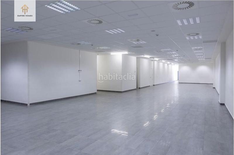 Foto 326f27cc-d1a0-4988-8697-e4031dd56c96. Alquiler edificio empire homes alquila un edificio de oficinas en valenciapolígono industrial Fuente del Jarro en Paterna