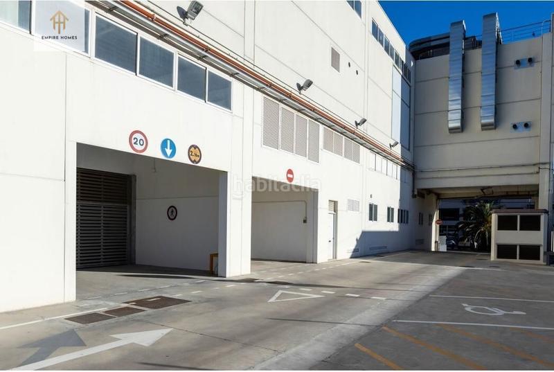 Foto d5d47ea0-ce3b-474b-ac31-40bbf9088905. Alquiler edificio empire homes alquila un edificio de oficinas en valenciapolígono industrial Fuente del Jarro en Paterna