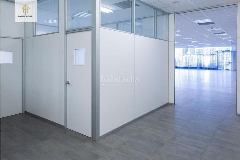 Foto e534b42b-4384-4e44-b7d0-7ef4fa2c587e. Alquiler edificio empire homes alquila un edificio de oficinas en valenciapolígono industrial Fuente del Jarro en Paterna