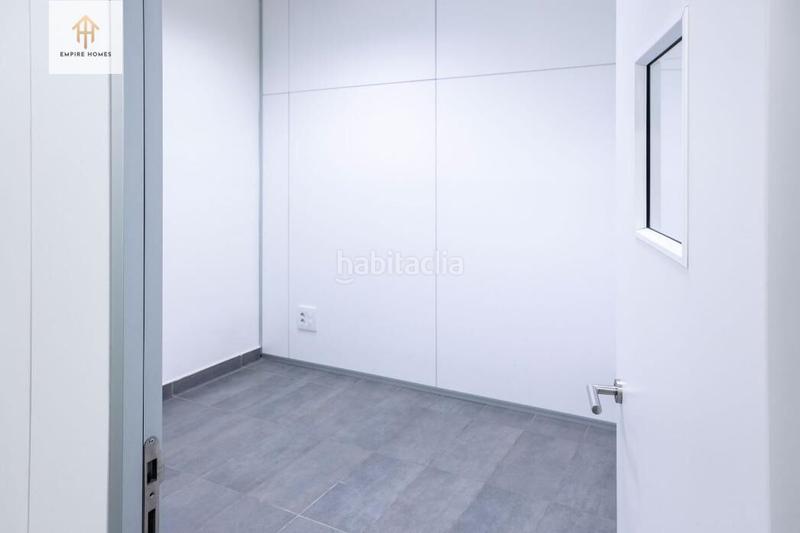 Foto 8de6f87f-a912-4f52-9fe6-2fc6d78a44a4. Miete gebäude in Fuente del Jarro Paterna