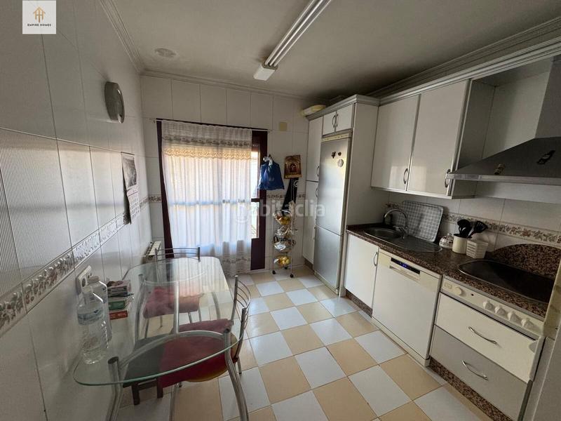 Foto 44cc392a-2bc8-4472-a014-51b00a5d3c67. Casa adossada amb calefacció aparcament a nuevo Cáceres Cáceres