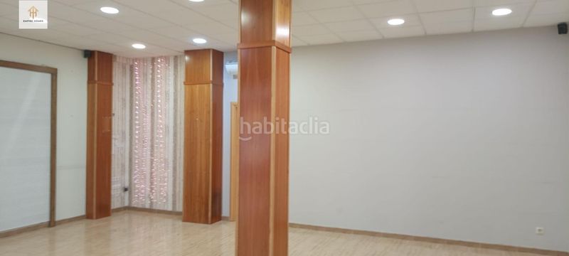 Foto 49137013-c352-4028-a0b2-1b1613092d42. Local comercial a Centro Cáceres