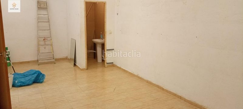 Foto cba72037-1805-4250-ac3f-b8aff68da590. Local comercial a Centro Cáceres