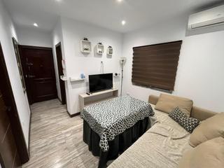 Location Appartement à Nuevo Cáceres. Empire homes. piso en alquiler  3 habitaciones con patio, cerca