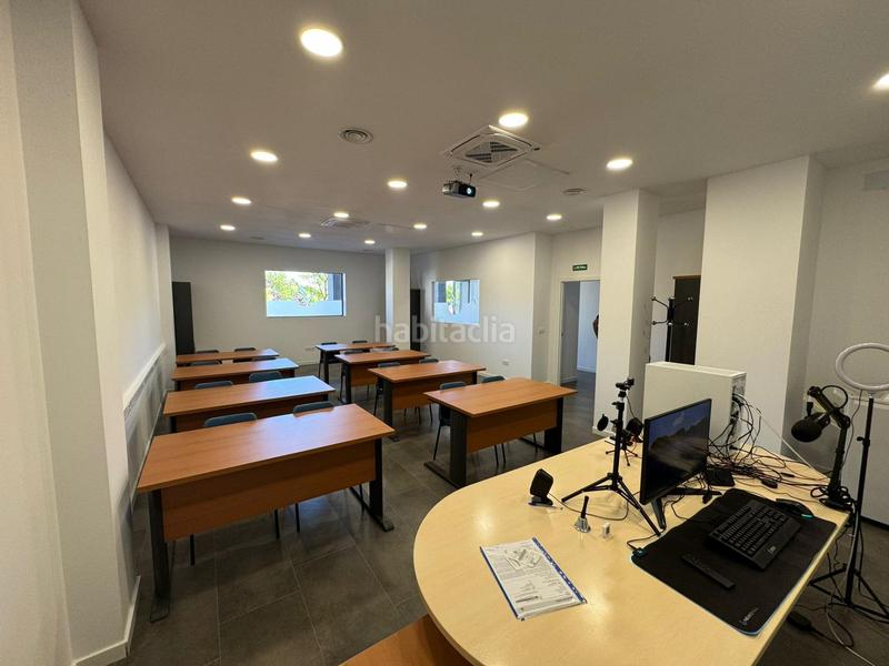 Foto e9f5aedf-1553-4e43-a06e-50cce008f9d0. Miete büro mit heizung in Montesol - Mejostilla Cáceres