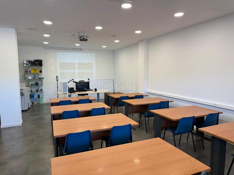 Foto 5a0a13b8-d18c-4807-9006-c1ebe9c8f3c7. Rent office space with heating in Montesol - Mejostilla Cáceres