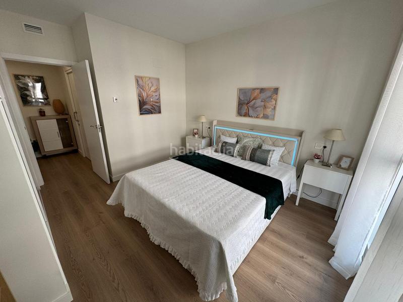Foto 9e8d7ea9-467f-494e-b637-2f6332584eff. Alquiler piso empire homes ofrece piso de nueva construcción equipado con piscina ideal para parejas en Cáceres