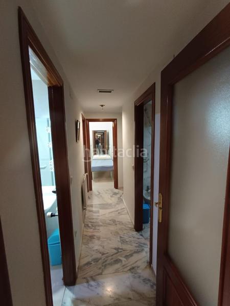 Foto 724ff055-6897-4e68-8a08-5c65bf54bcf4. Alquiler piso empire homes ofrece piso en el Centro en Cáceres