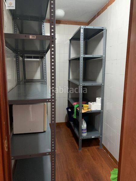 Foto b5a05cd0-65df-4160-ad54-1c0a4277eaa7. Affitto ufficio in Centro Cáceres