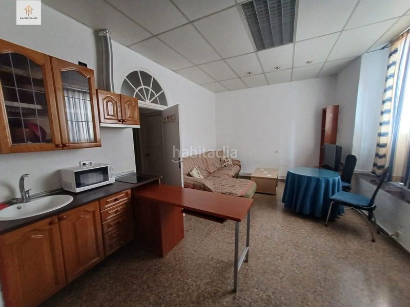 Foto b8723bbd-71e9-4f7e-b0d6-347503996ec5. Nau industrial a Casco Antiguo Cáceres