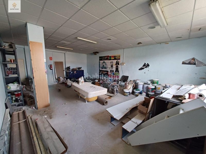 Foto c384dba6-20b3-4cab-8760-3d438b59dd90. Nau industrial a Casco Antiguo Cáceres