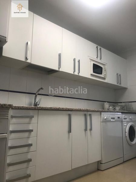 Foto e27236f6-2702-49d7-a6ae-8aa9b2c8e63b. Flat with parking in Centro Cáceres