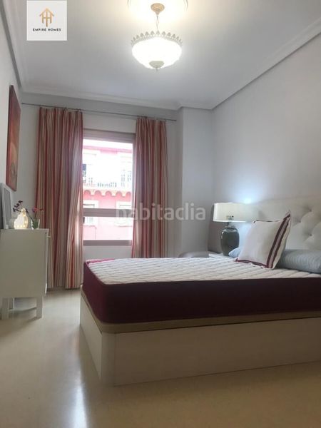 Foto f03dc932-fd0f-481b-b58c-11c029752ce4. Pis amb aparcament a Centro Cáceres