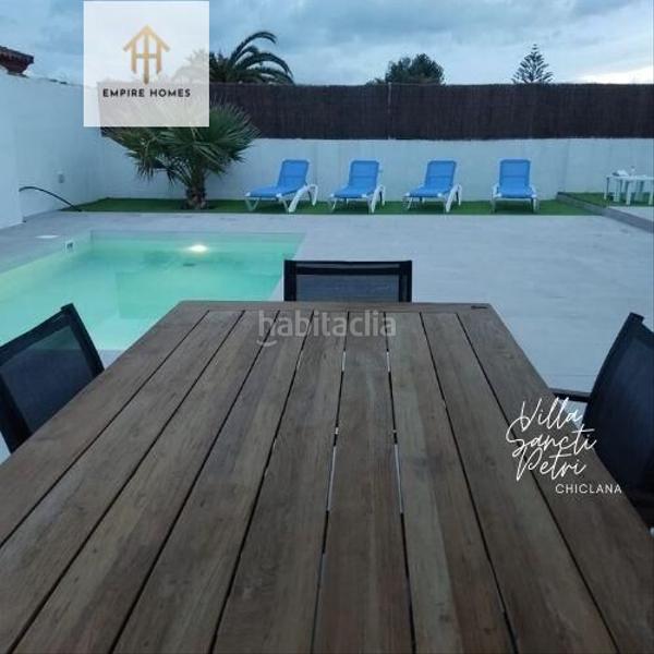 Foto 30ecc2f5-d733-4971-bb7f-3ffb229b022c. Affitto chalet con parcheggio piscina in Los Gallos Chiclana de la Frontera