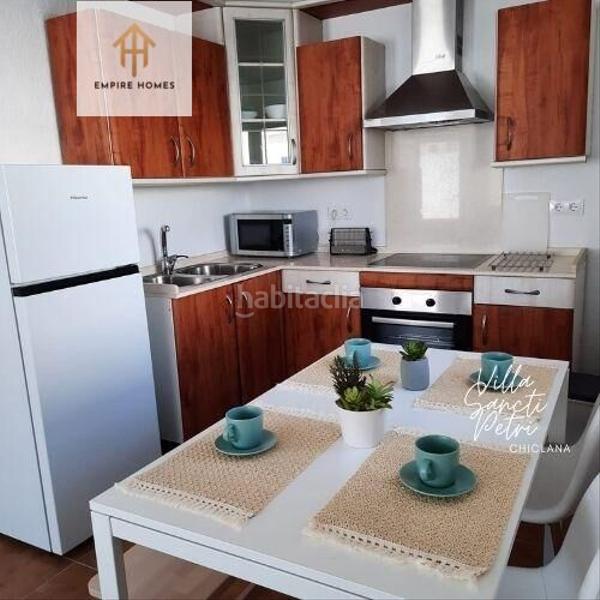 Foto 2ca7a731-d3a5-4bed-898b-6f44760fdd12. Location chalet avec parking piscine dans Los Gallos Chiclana de la Frontera