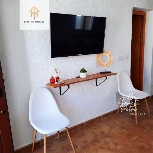 Foto e4a89243-ab93-4f13-aecf-729421f6fa1e. Location chalet avec parking piscine dans Los Gallos Chiclana de la Frontera