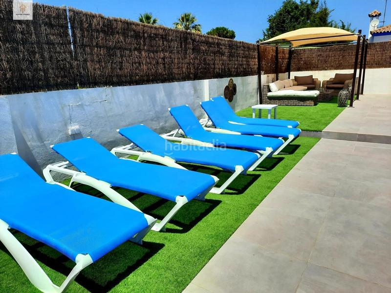 Foto 052d525f-9bd1-4338-a69f-caf67f555e2e. Rent chalet with parking pool in Los Gallos Chiclana de la Frontera