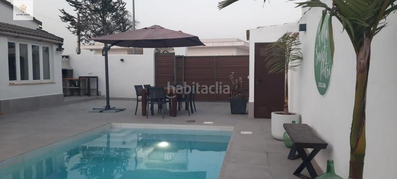 Foto 795c2bec-b5d3-4328-ad4e-6d288bc735ff. Rent chalet with parking pool in Los Gallos Chiclana de la Frontera