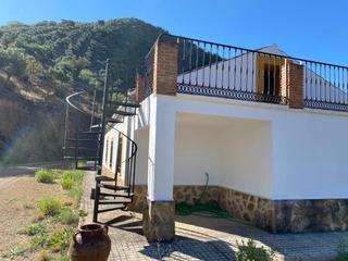 Xalet  Carretera a-3100 de villanueva de cordoba al puerto del caballon. Venta de cortijo en carretara de obejo