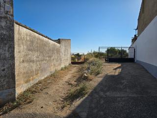 Finca rústica a Calle reyes catolicos 71. Venta de terreno en villanueva del duque