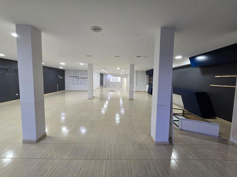 Foto 5a666bdc-160d-4306-8a6d-7b04919b1812. Location local commercial dans Pozoblanco