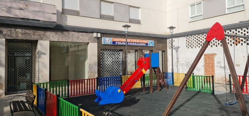 Foto e1a41d85-2499-4a99-bce4-3c0c6ff73292. Local comercial a Pozoblanco