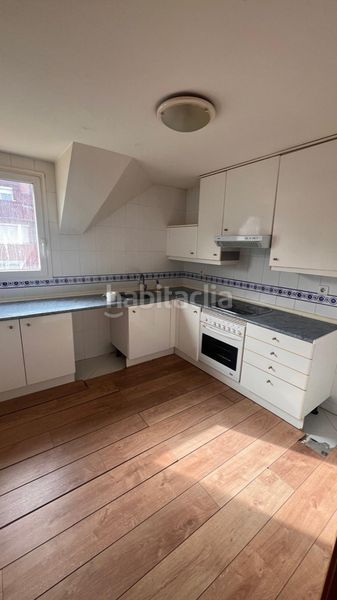 Foto 26b7bf3d-c2ce-4e5f-8ee5-e373692aef2f. Pis amb calefacció piscina a Pinar de las Rozas Rozas de Madrid (Las)